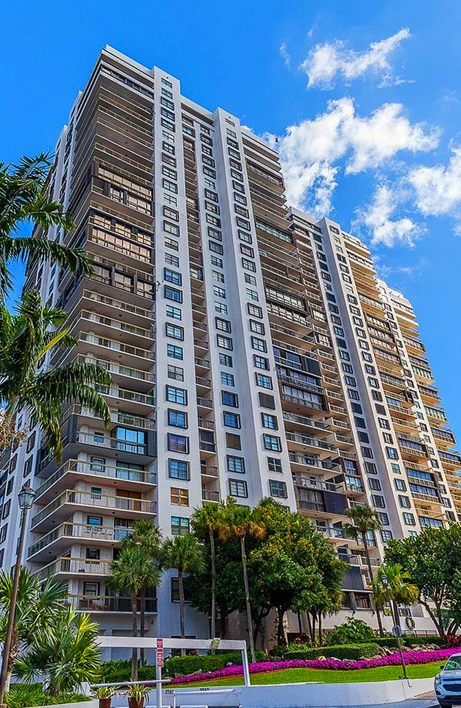 Concrete Leak Specialist - Brickell Bay Club - Miami, FL